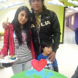 Meet your Posher, Cesar